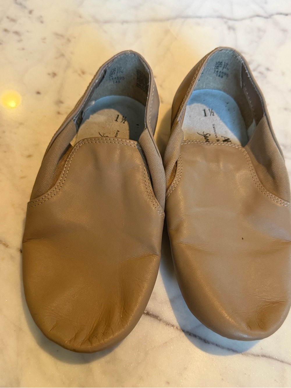 ABT American Ballet Theatre Spotlights Nude Slip-On Dance Shoes 1.5